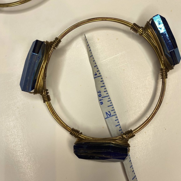 Crystal Bangle bracelet set. Blue crystal. 2.5 “ across. Gold tone. - Picture 2 of 5